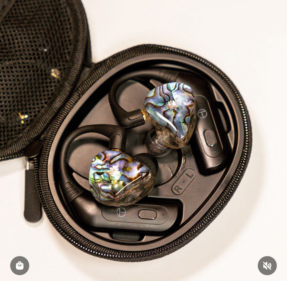 WAVS LSTN (Bluetooth Customs)