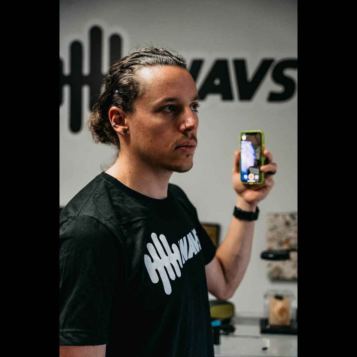 WAVS mobile 3D ear scanning process